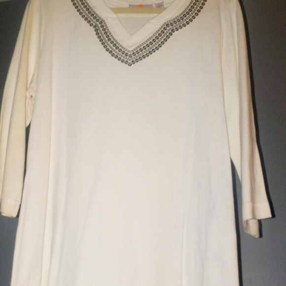 NWT Quaker Factory blouse with gold sequence - Picture 12 of 12